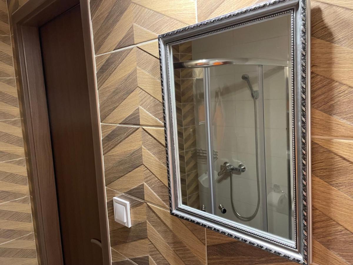 Kovacs Apartmanhaz キシュクンハラシュ エクステリア 写真