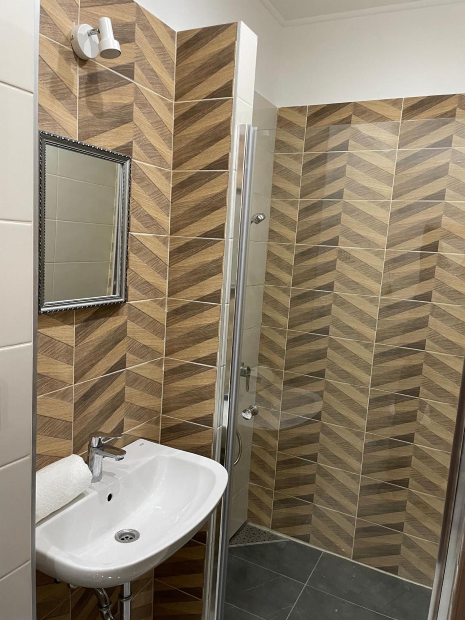 Kovacs Apartmanhaz キシュクンハラシュ 部屋 写真